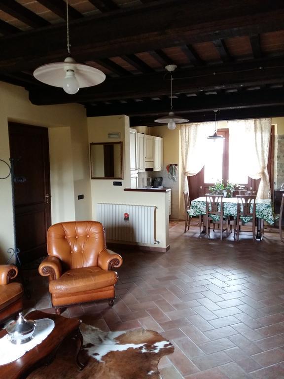 Agriturismo Il Melo Valfabbrica Exterior foto