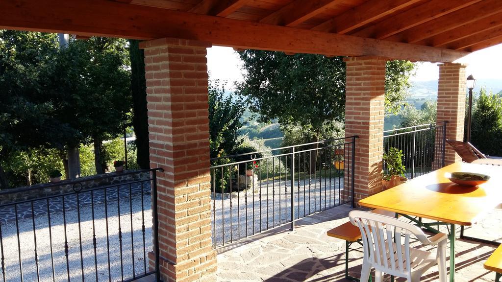 Agriturismo Il Melo Valfabbrica Exterior foto
